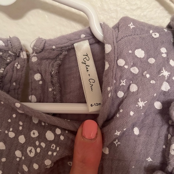 Rylee + Cru 6-12 months top - Picture 3 of 4